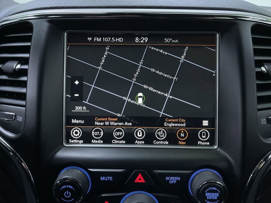 Used 2018 Jeep Grand Cherokee Altitude image 23