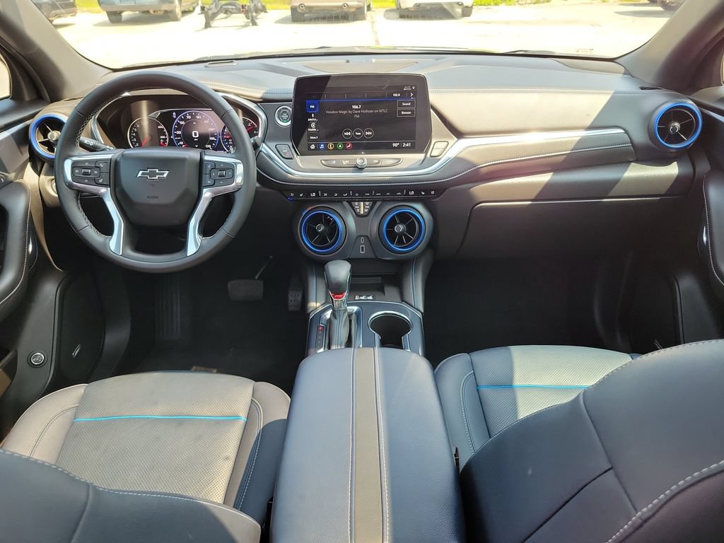 Used 2023 Chevrolet Blazer RS w/ Driver Confidence II Package AWD/4WD image 18