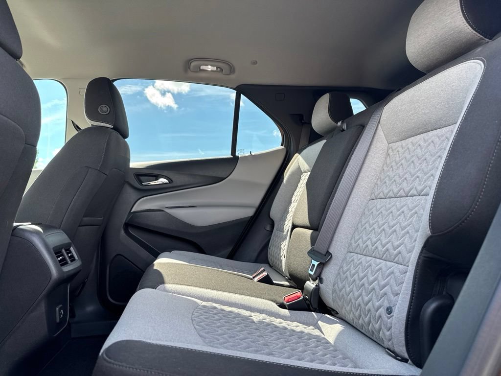 Used 2024 Chevrolet Equinox LS w/ Midnight Edition AWD/4WD image 14