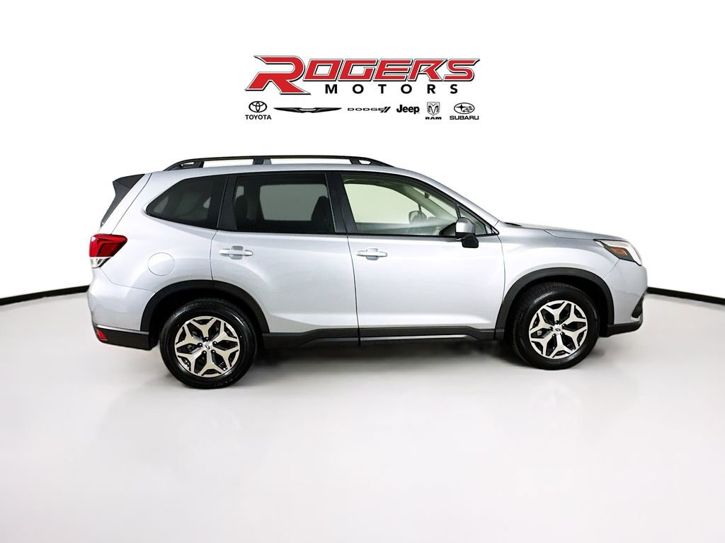 Certified 2024 Subaru Forester Premium image 9