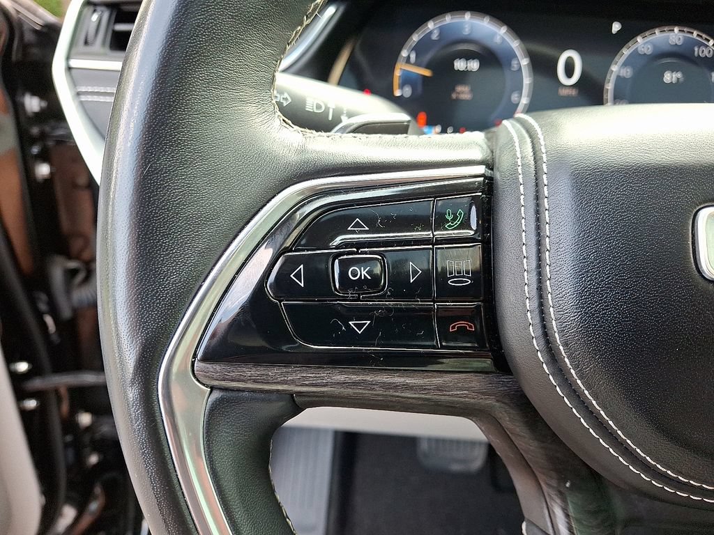 Used 2021 Jeep Grand Cherokee L Overland w/ Luxury Tech Group IV AWD/4WD image 20