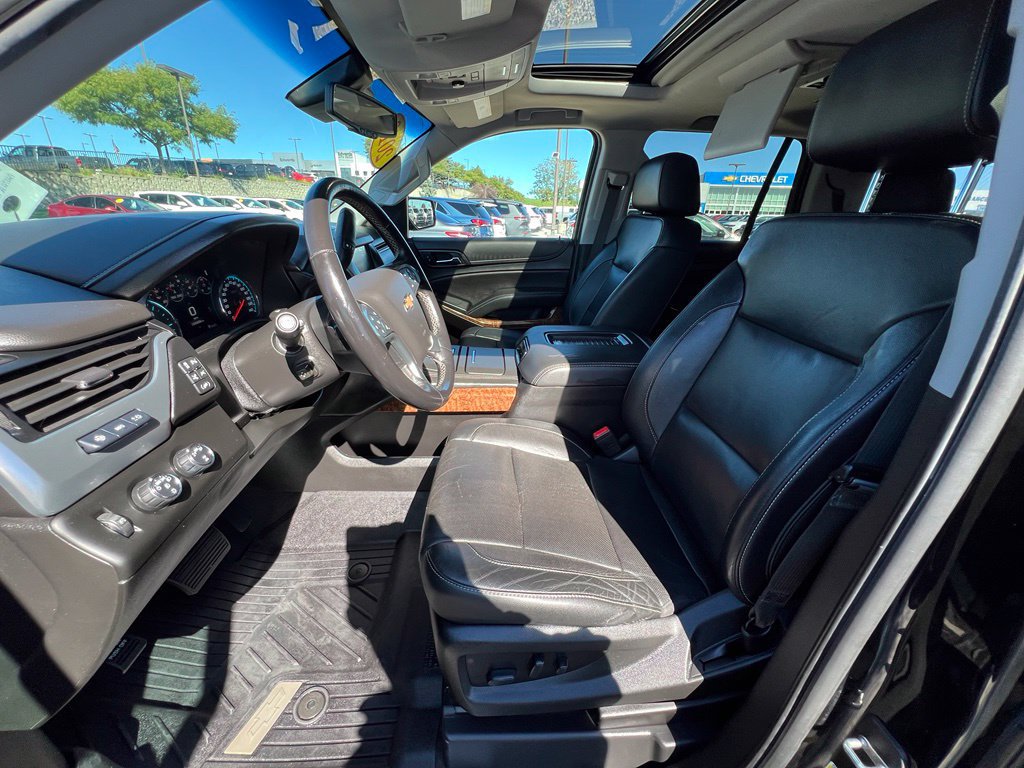 Used 2019 Chevrolet Tahoe Premier AWD/4WD image 18