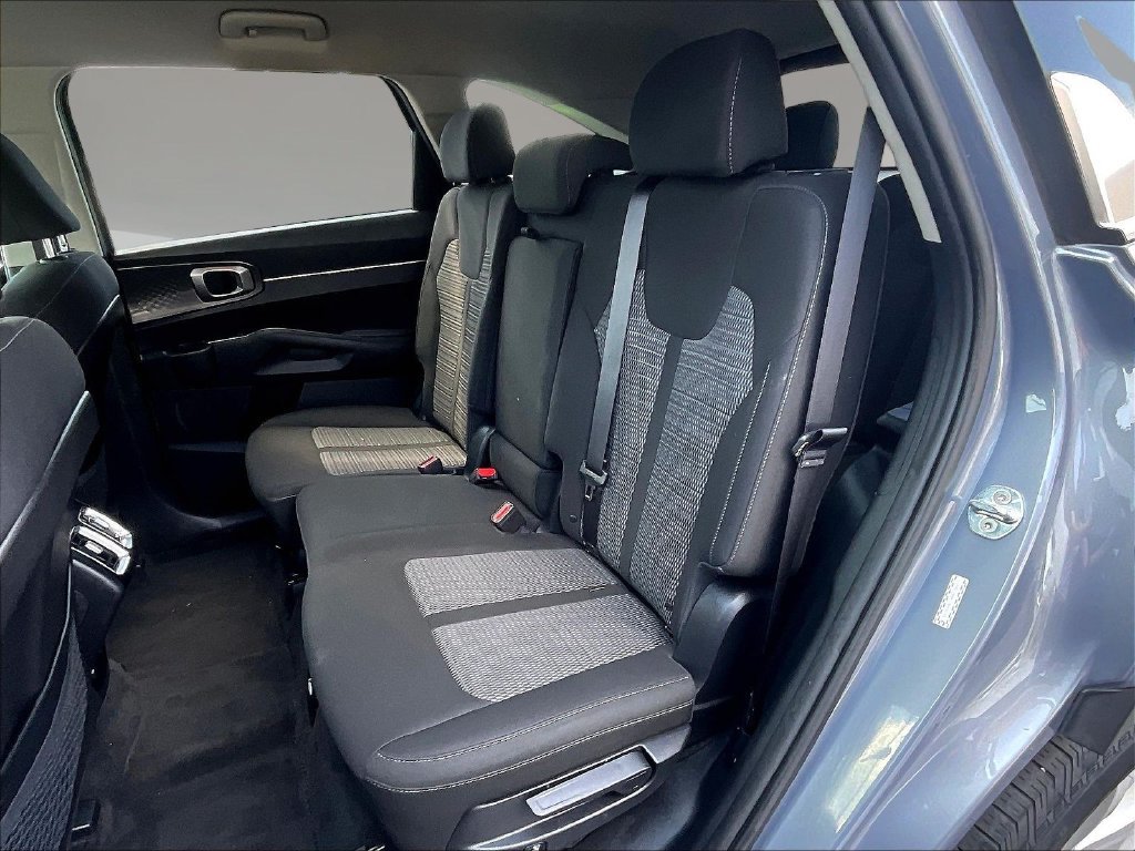 Used 2022 Kia Sorento LX FWD image 22