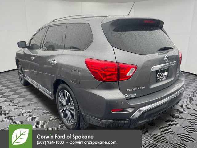Used 2018 Nissan Pathfinder Platinum image 18