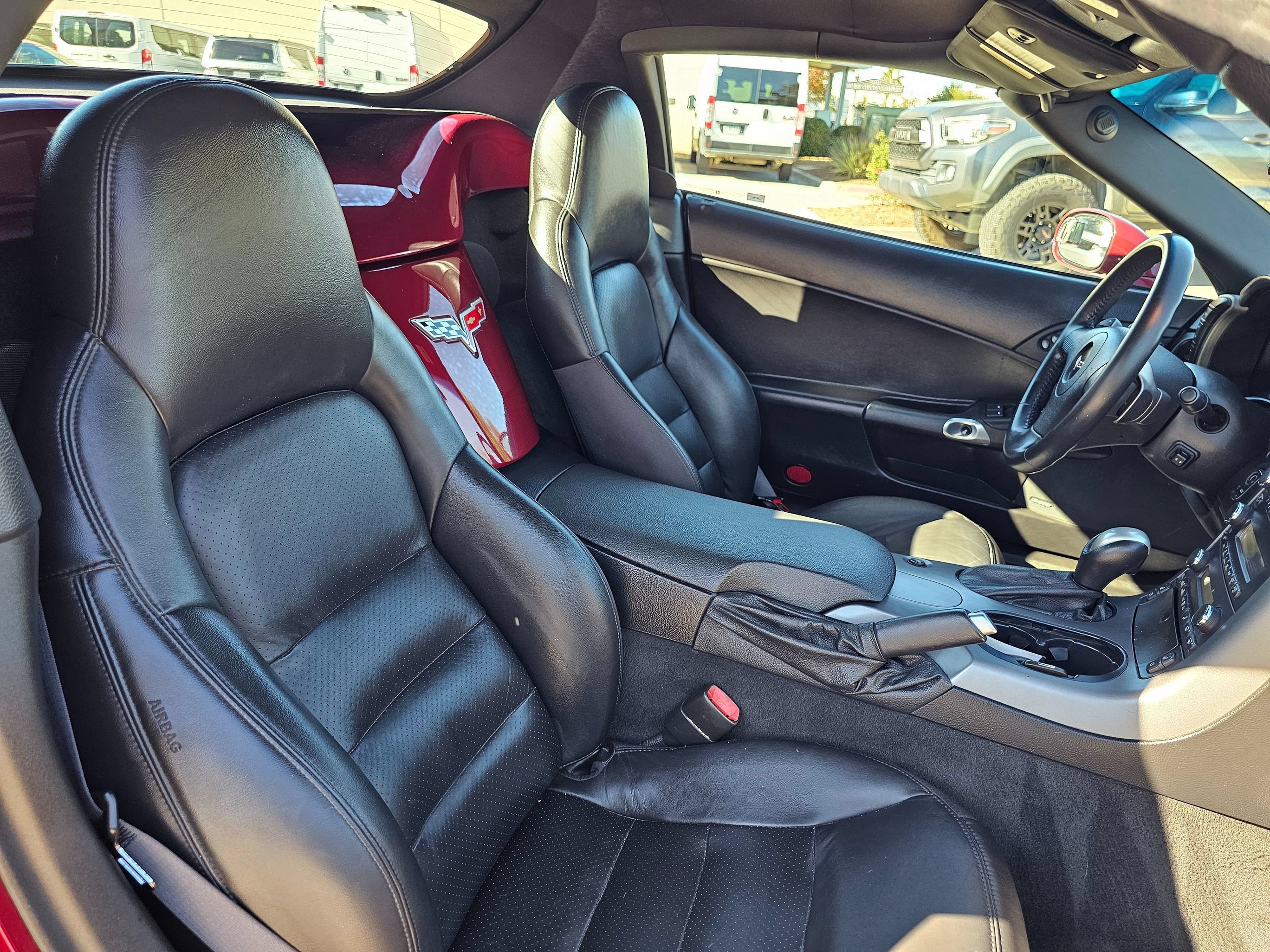 Used 2006 Chevrolet Corvette Convertible w/ Preferred Equipment Group RWD image 22