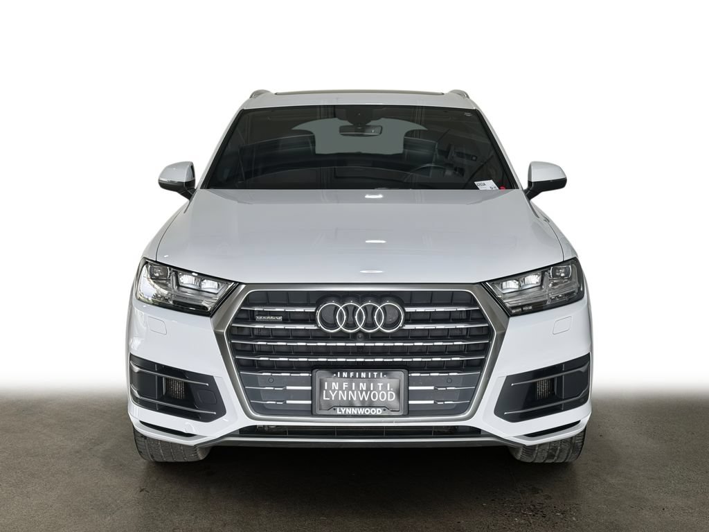 Used 2019 Audi Q7 3.0T Premium Plus w/ Premium Plus Package AWD/4WD image 2
