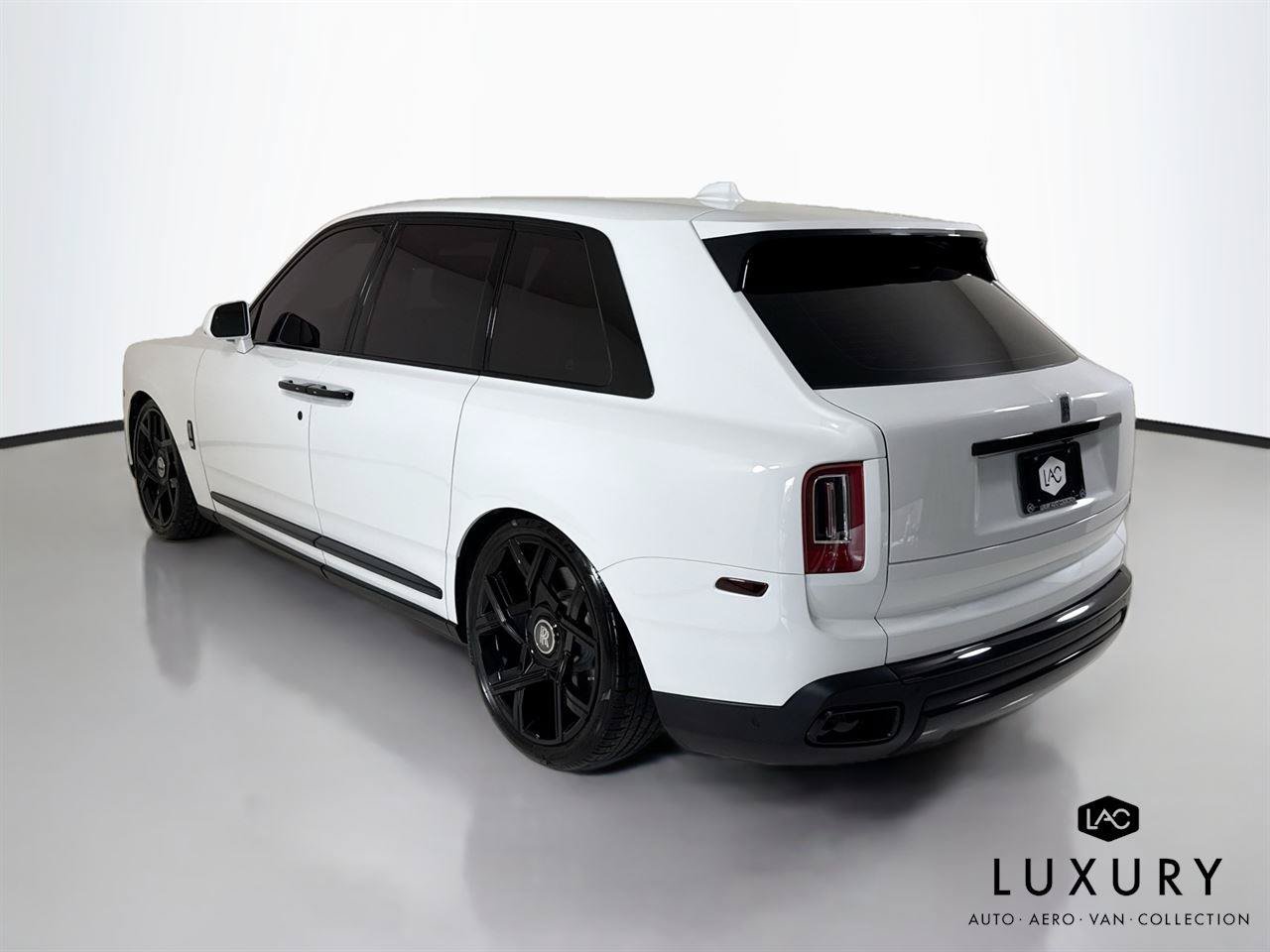 Used 2021 Rolls-Royce Cullinan AWD/4WD image 8