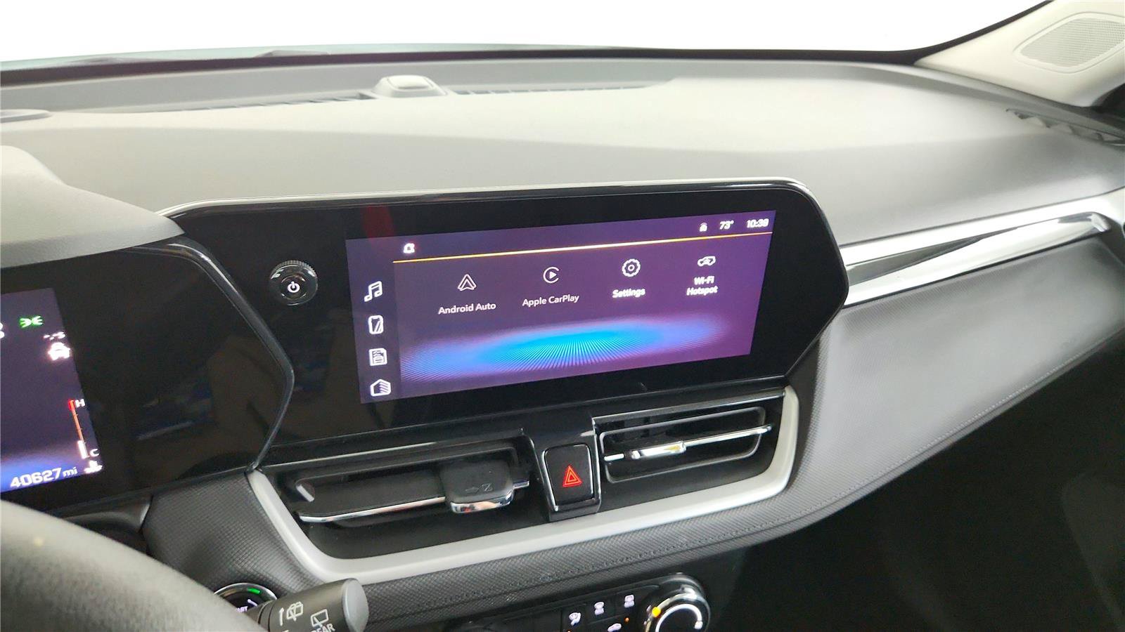 Used 2025 Chevrolet TrailBlazer LT FWD image 30