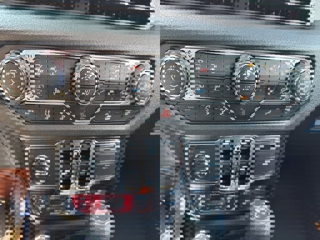 New 2025 Jeep Wrangler Unlimited Sport image 18