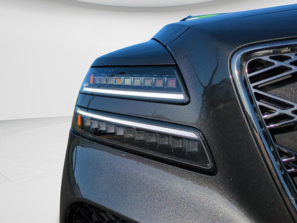 Certified 2025 Genesis GV80 3.5T Prestige image 29