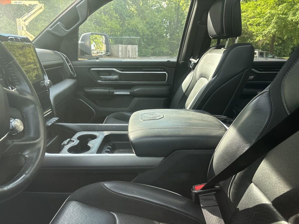 Used 2021 RAM 1500 Laramie w/ Sport Appearance Package AWD/4WD image 24