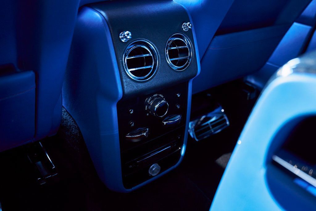 Used 2021 Rolls-Royce Cullinan Black Badge image 66