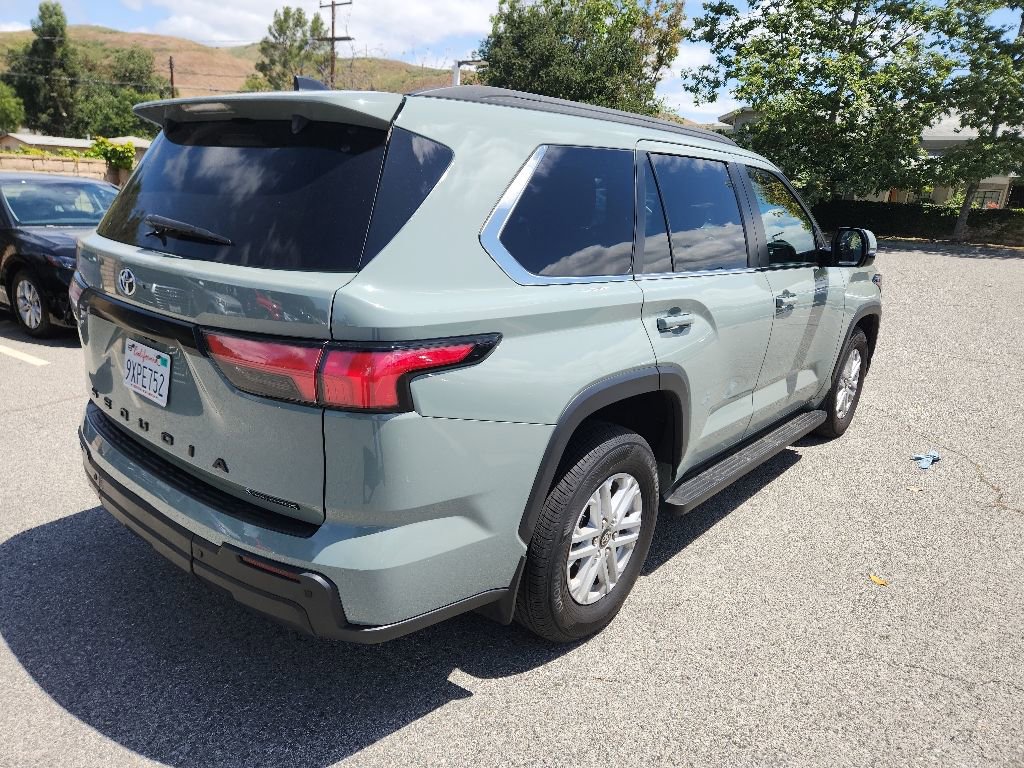 Used 2025 Toyota Sequoia SR5 AWD/4WD image 5
