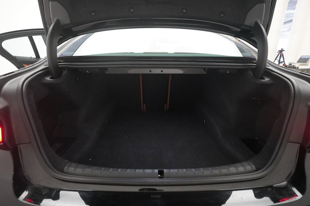 Used 2021 BMW 530i xDrive w/ Convenience Package image 10