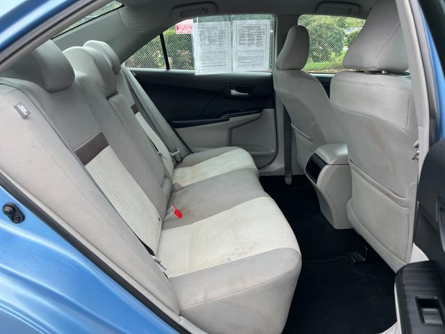 Used 2012 Toyota Camry LE FWD image 13
