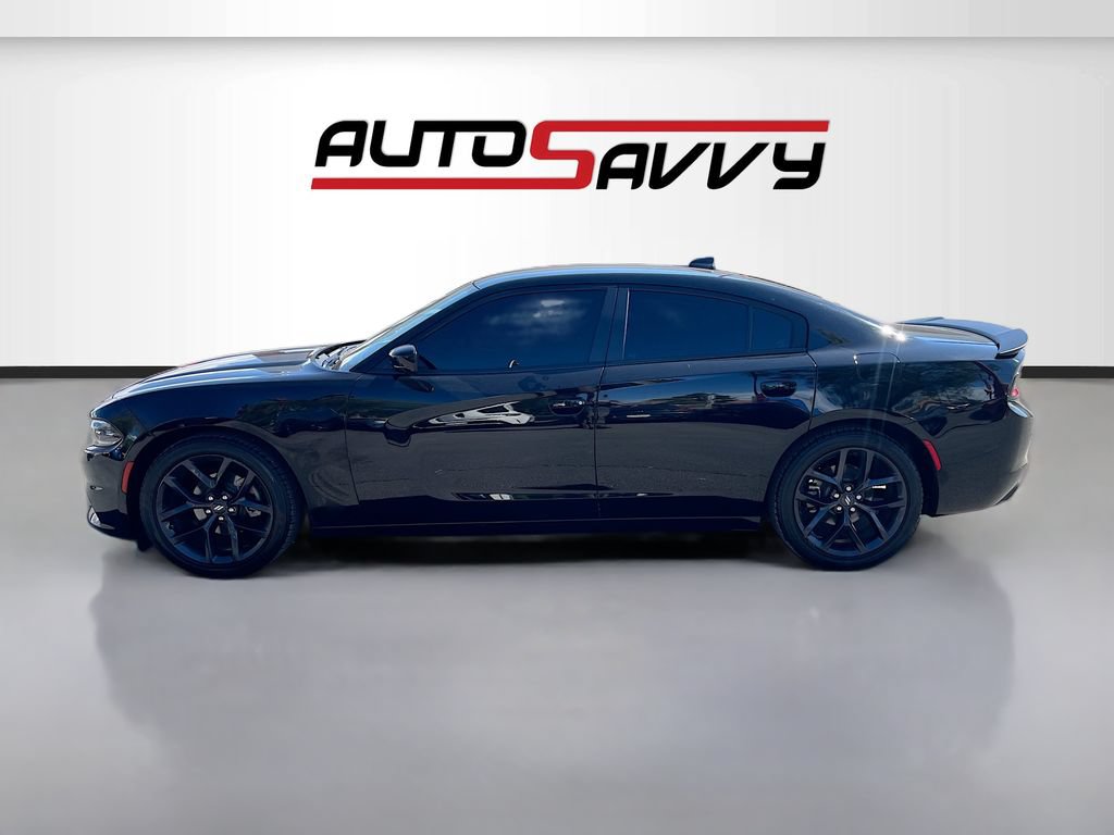 Used 2023 Dodge Charger SXT w/ Blacktop Package RWD image 4