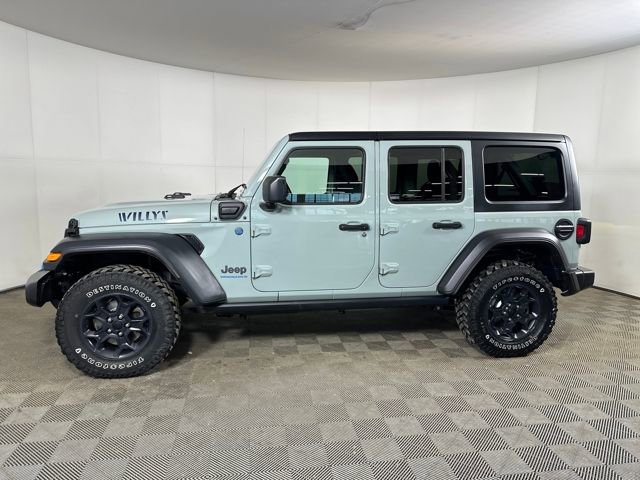 Used 2023 Jeep Wrangler Unlimited w/ Cold Weather Group image 6