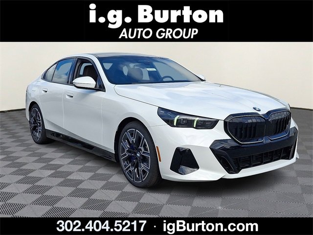 New 2026 BMW 540i xDrive w/ Executive Package