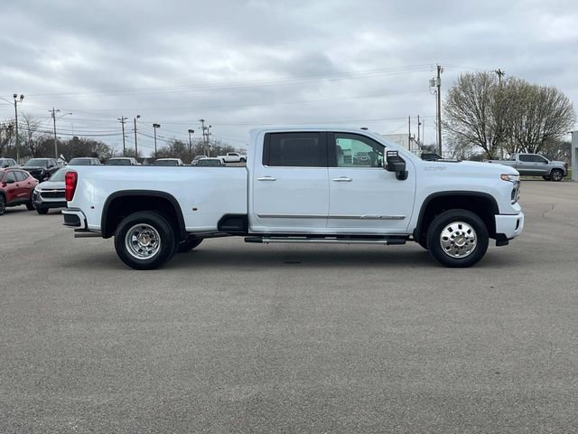 New 2026 Chevrolet Silverado 3500 High Country w/ High Country Premium Package image 3