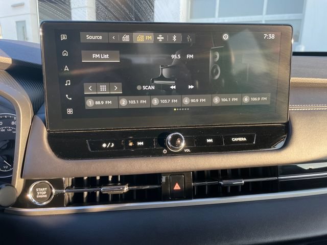 Used 2025 Mitsubishi Outlander SE AWD/4WD image 21