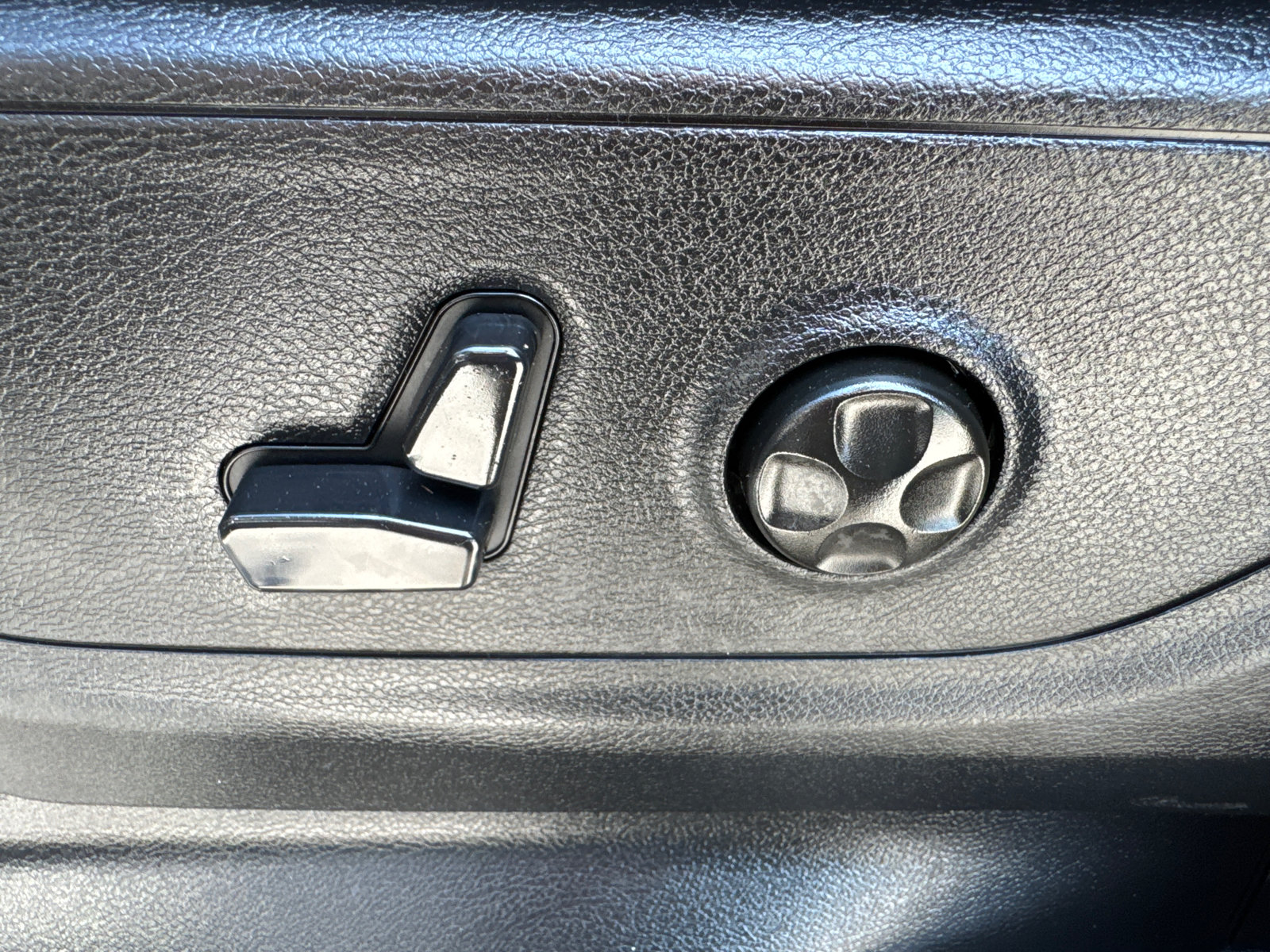Used 2025 RAM 1500 RHO w/ RHO Level 1 Equipment Group AWD/4WD image 11