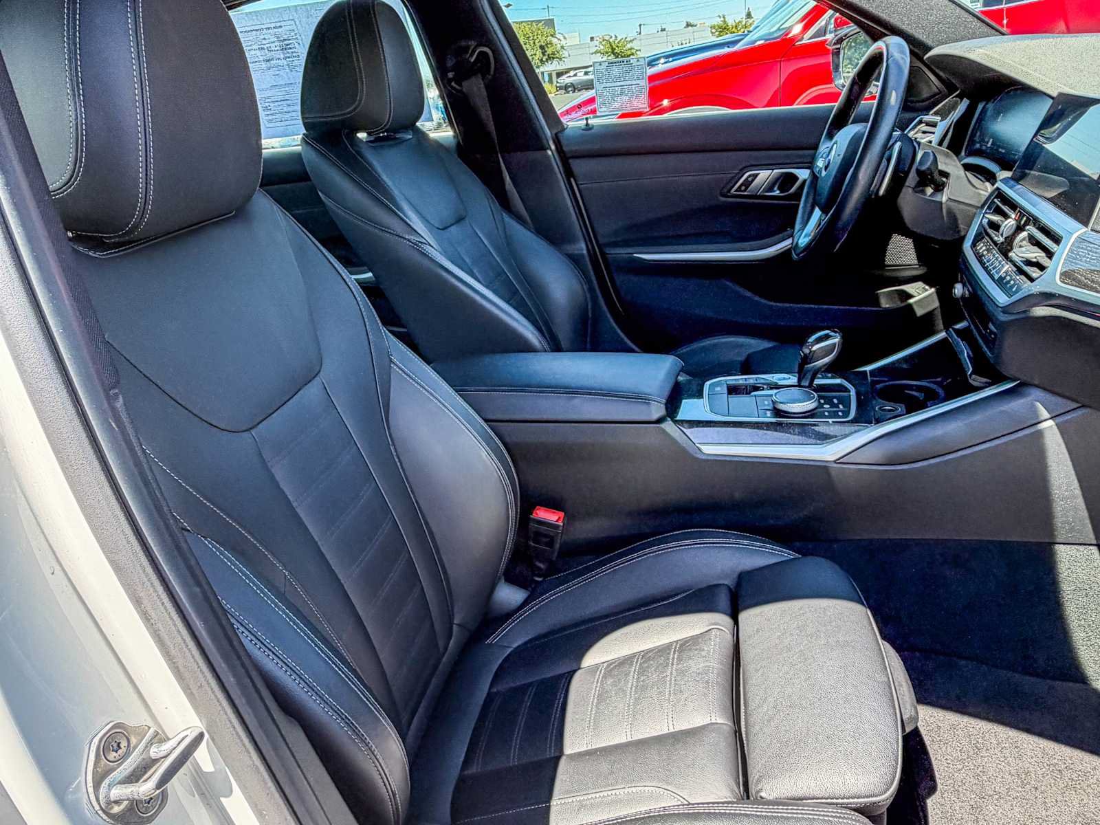 Used 2020 BMW 330i Sedan w/ Premium Package RWD image 16