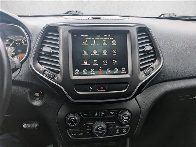 Used 2019 Jeep Cherokee Trailhawk w/ Cold Weather Group image 12