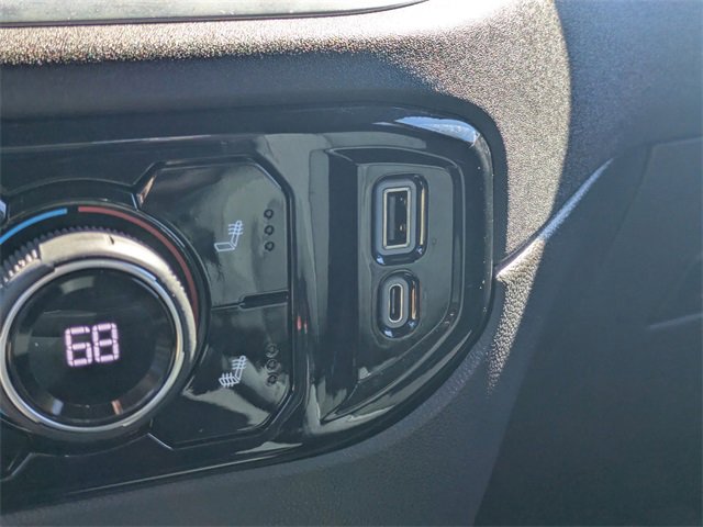 Used 2022 Chevrolet Silverado 1500 LT image 25