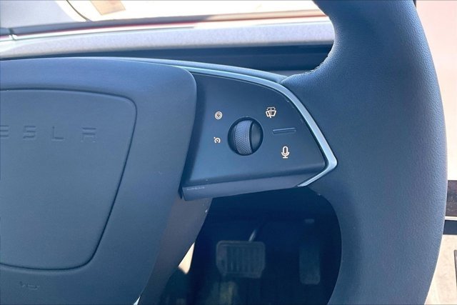 Used 2025 Tesla Model 3 Long Range image 12