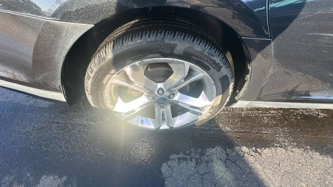 Used 2010 Ford Taurus SHO AWD/4WD image 5