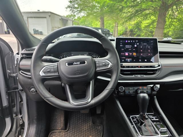 Used 2024 Jeep Compass Trailhawk image 13