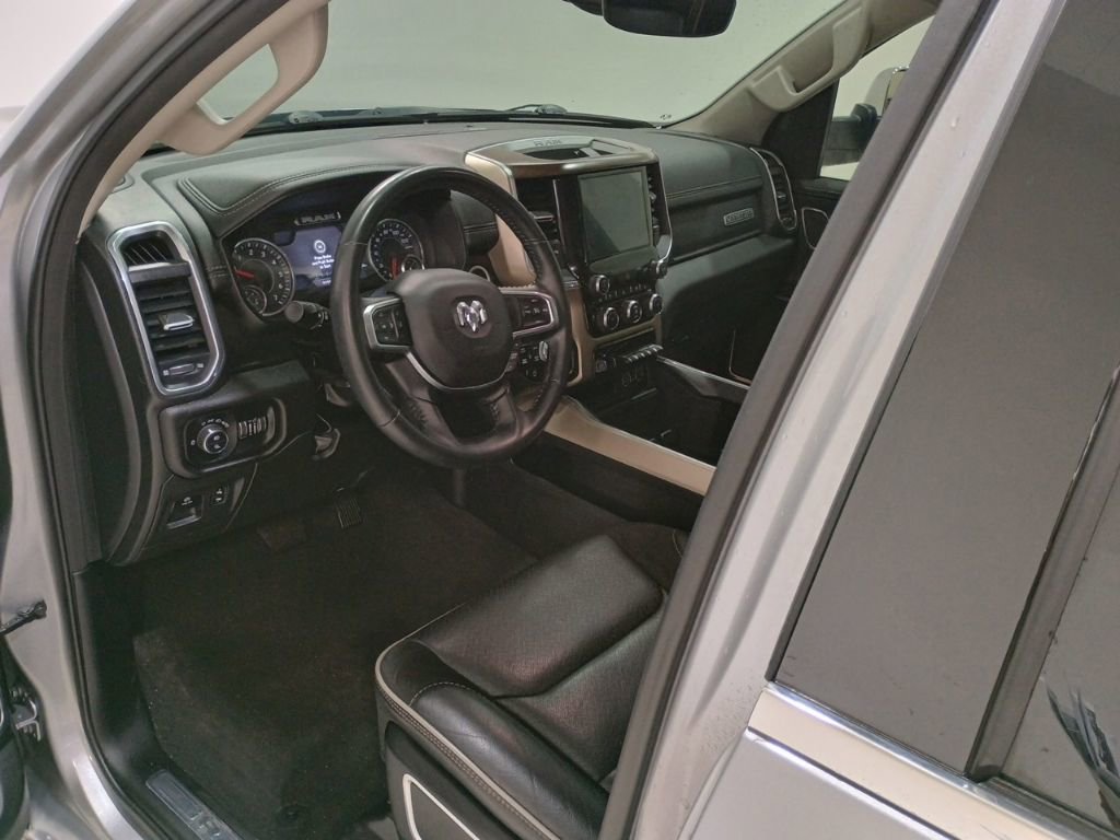 Used 2022 RAM 1500 Laramie AWD/4WD image 10