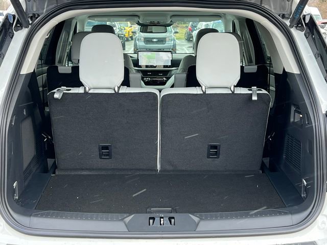 New 2026 Ford Explorer Platinum w/ LUX Leather Package image 38