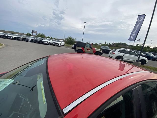 Used 2014 Chevrolet Cruze LT FWD image 3