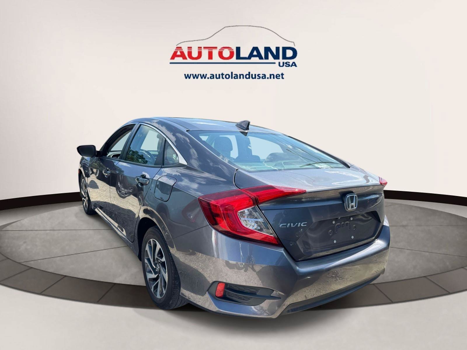 Used 2017 Honda Civic EX image 4