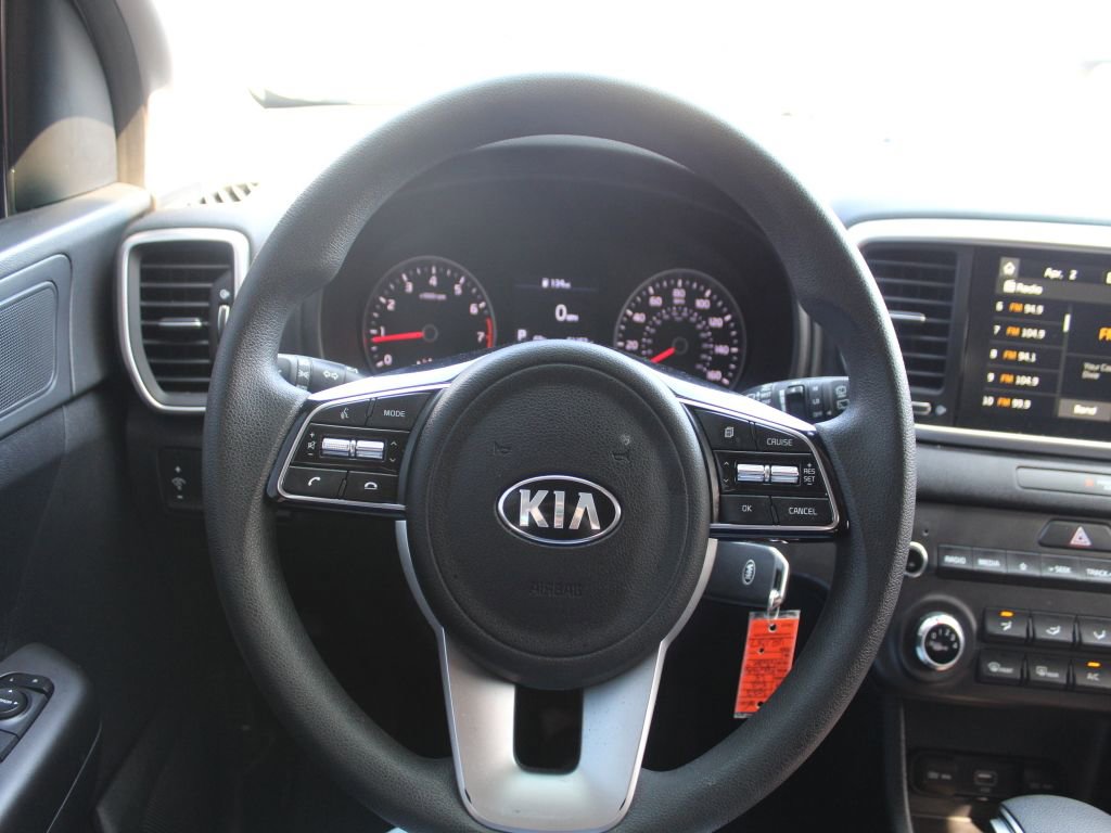 Used 2022 Kia Sportage LX image 19