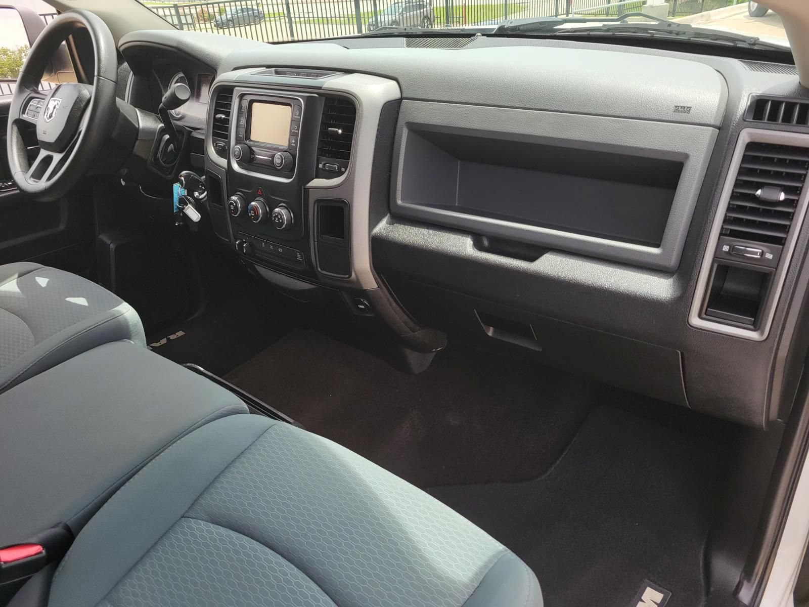 Used 2013 RAM 2500 Tradesman w/ Chrome Appearance Group RWD image 14