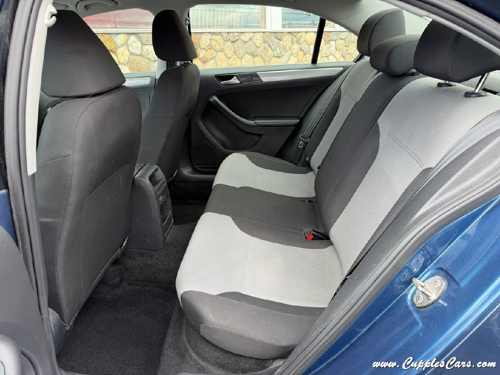 Used 2017 Volkswagen Jetta S FWD image 7
