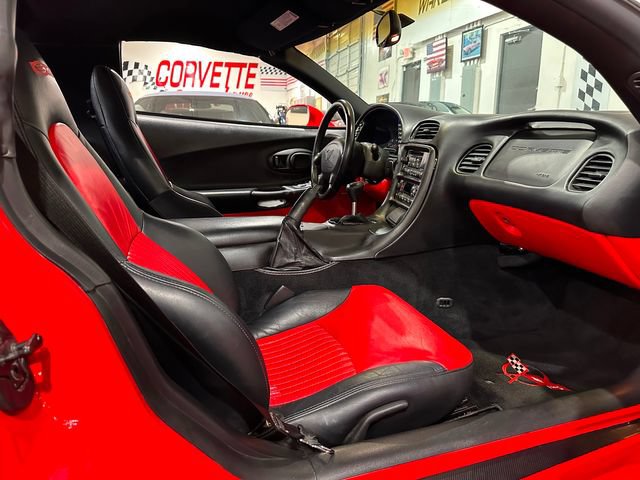 Used 2002 Chevrolet Corvette Z06 w/ Memory Pkg RWD image 9