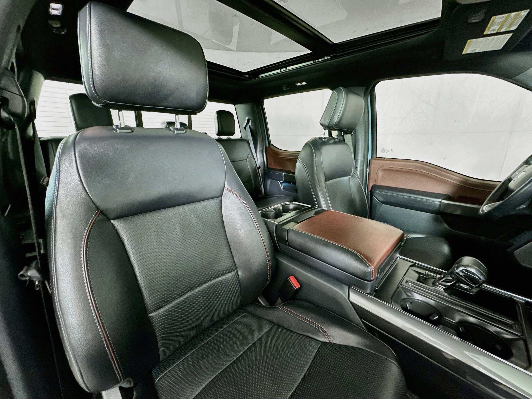 Used 2023 Ford F150 Lariat AWD/4WD image 28