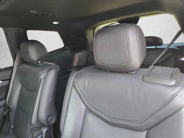 Used 2020 Cadillac XT6 Premium Luxury FWD image 16