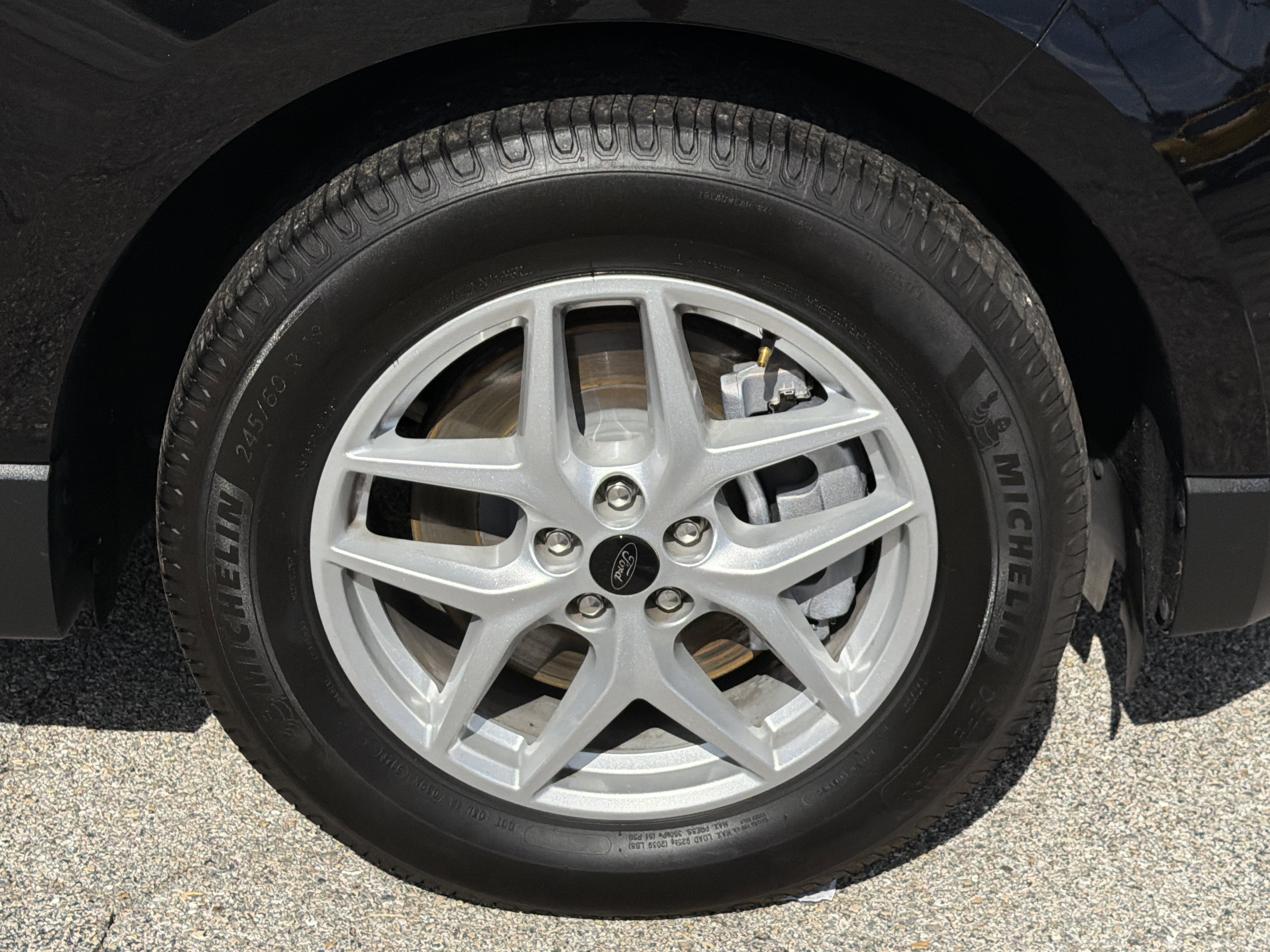 Used 2024 Ford Edge SEL AWD/4WD image 11