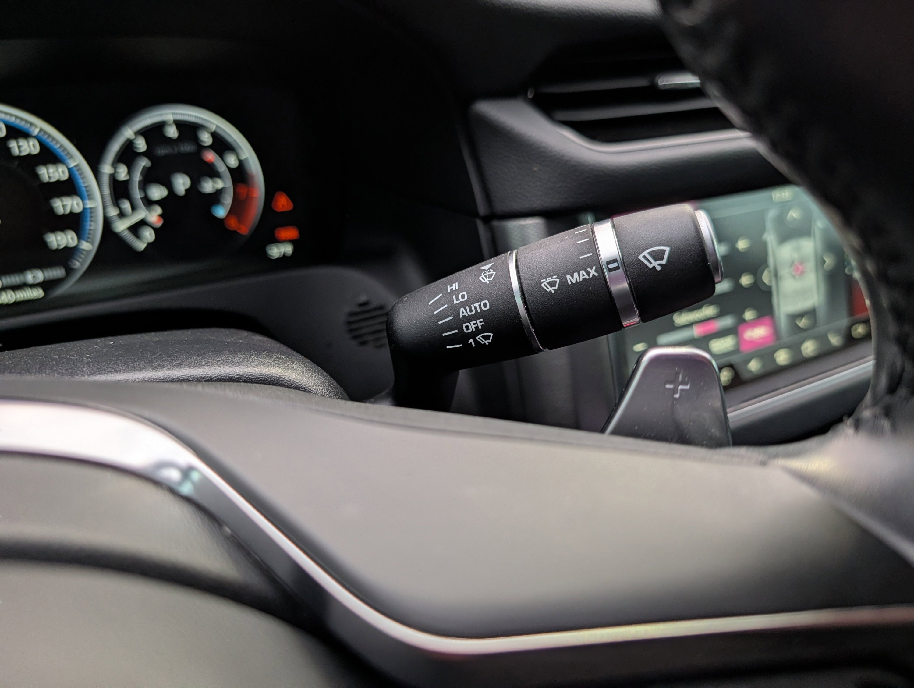 Used 2018 Jaguar XF S image 45