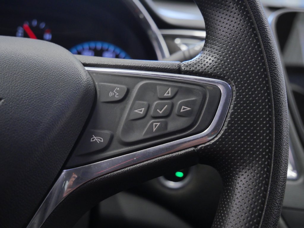 Used 2020 Chevrolet Malibu LT FWD image 22