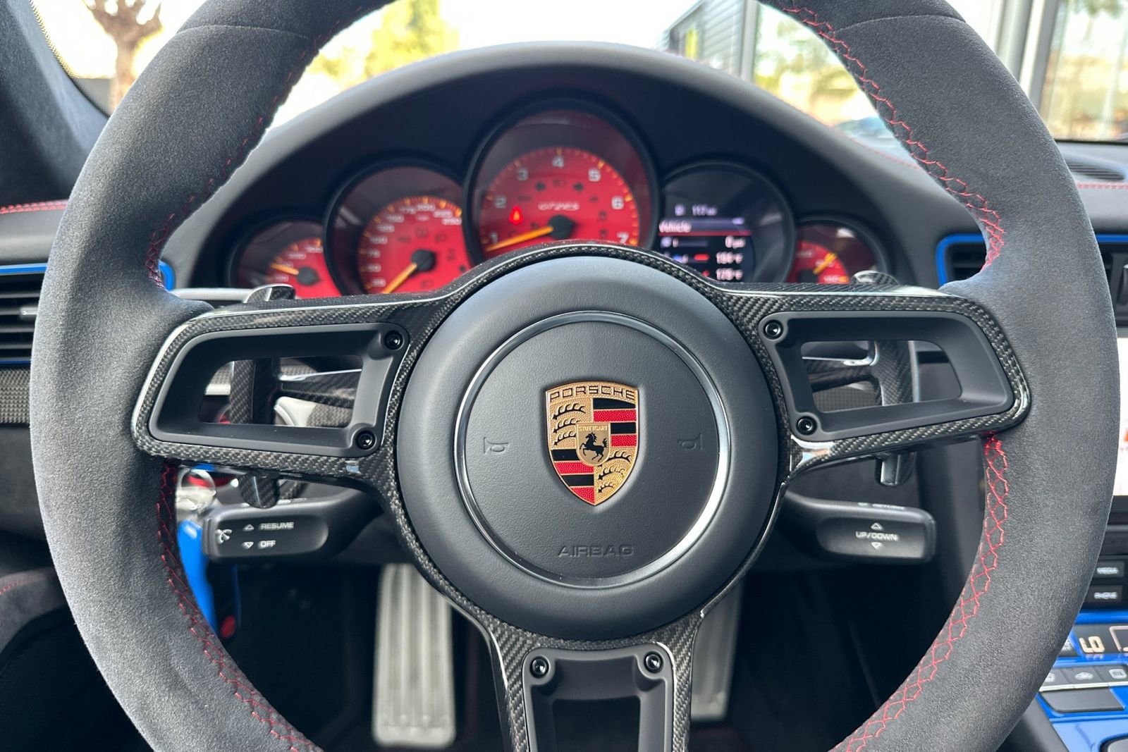 Certified 2019 Porsche 911 GT2 RS RWD image 27
