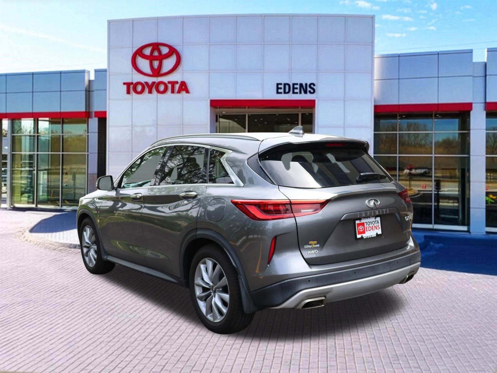 Used 2021 INFINITI QX50 Luxe w/ Cargo Package AWD/4WD image 8