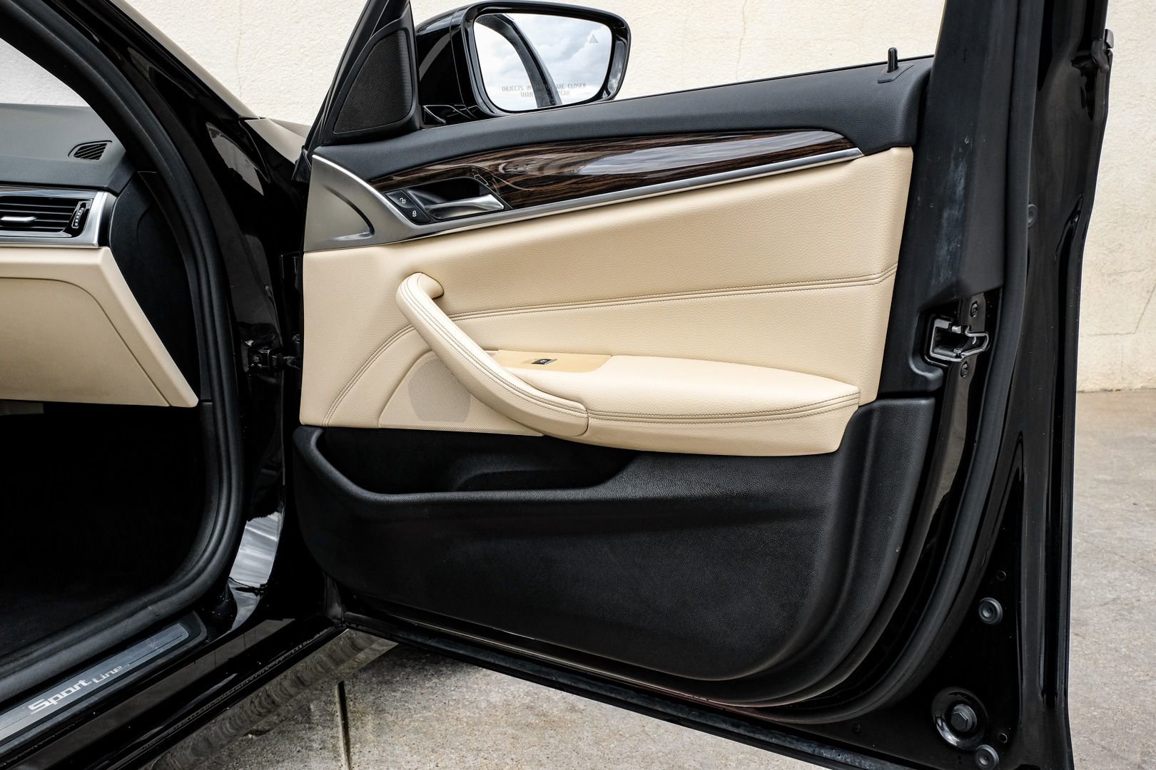 Used 2019 BMW 540i w/ Convenience Package RWD image 40