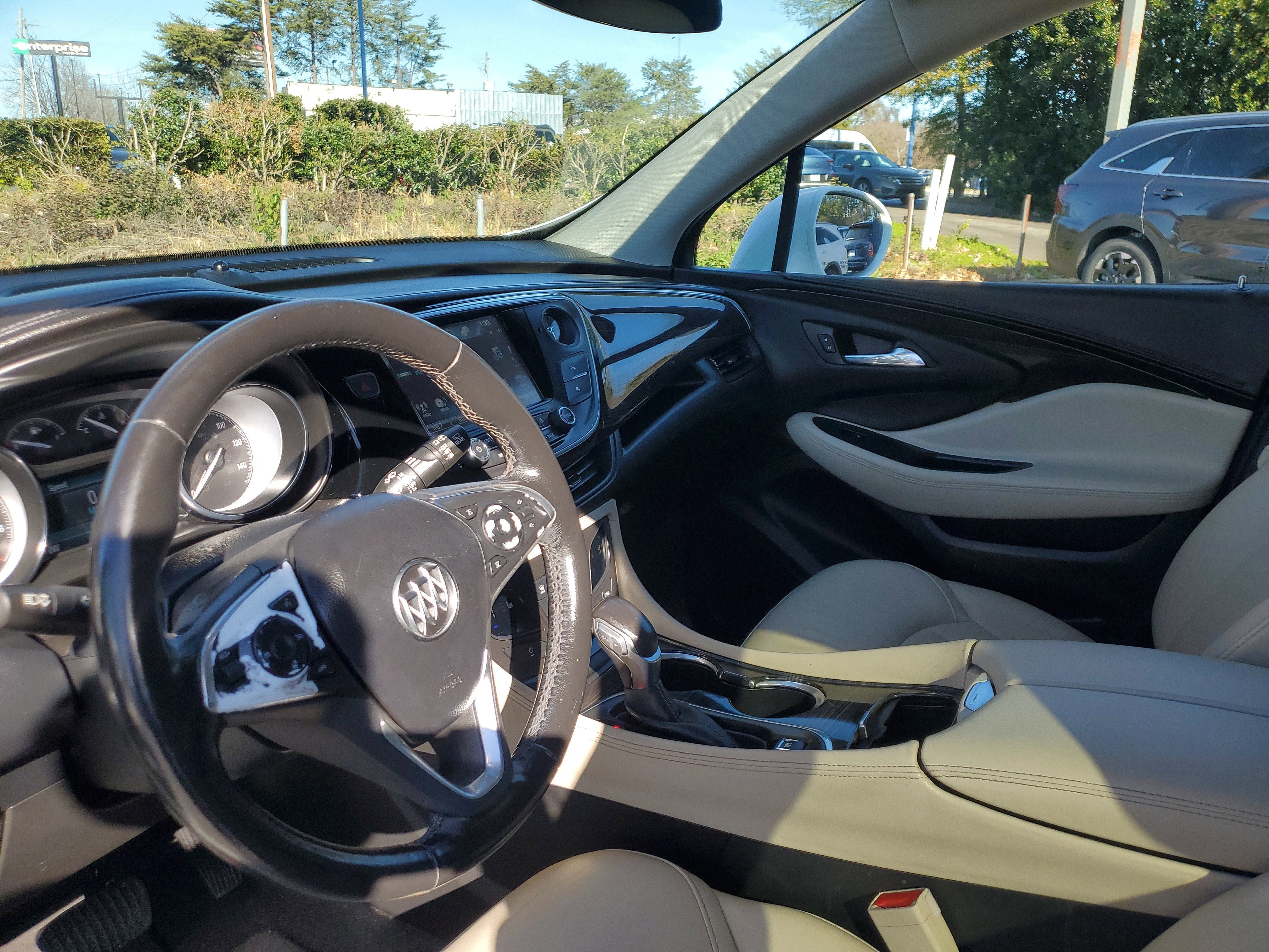 Used 2020 Buick Envision Essence image 18