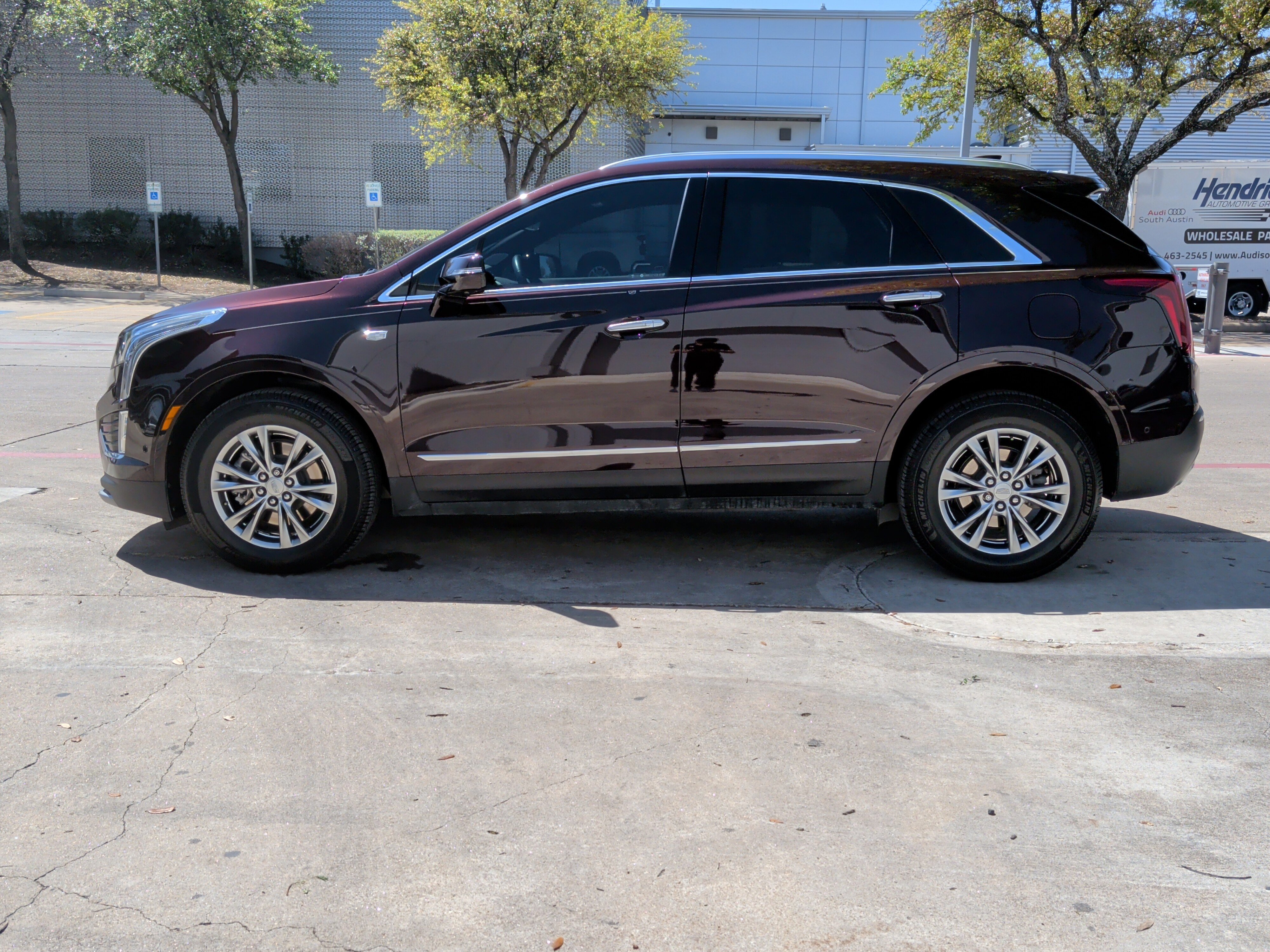 Used 2021 Cadillac XT5 Premium Luxury FWD image 7