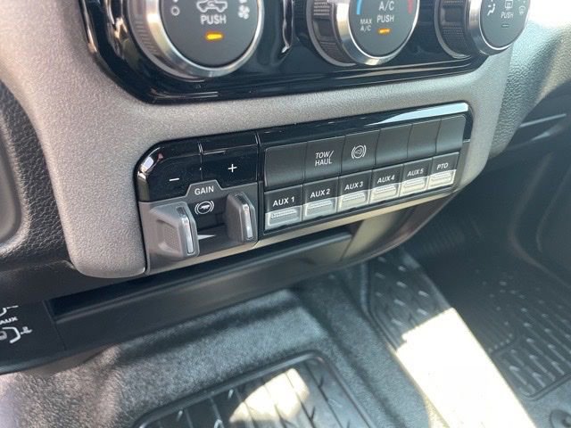 New 2026 RAM 3500 Tradesman image 18